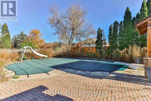 12 Kilty Court, Haldimand, ON - Outdoor With In Ground Pool With Backyard