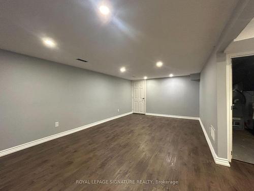 Lower-250 Kinmount Cres, Oshawa, ON - Indoor