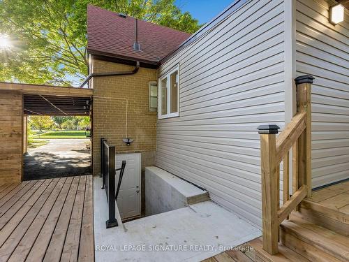 63 Vauxhall Dr, Toronto, ON - Outdoor With Deck Patio Veranda