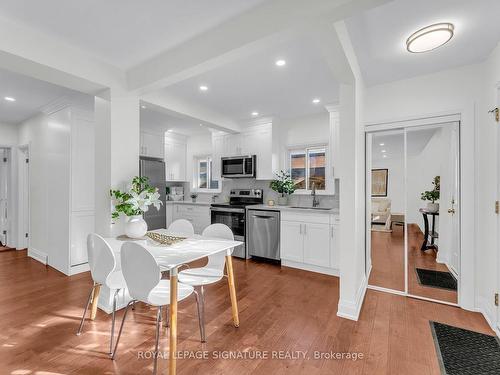 63 Vauxhall Dr, Toronto, ON - Indoor Photo Showing Laundry Room