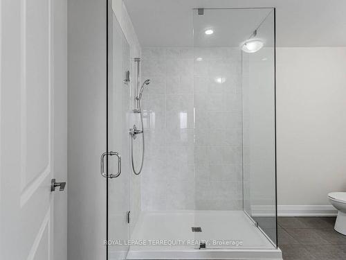 317-25 Baker Hill Blvd, Whitchurch-Stouffville, ON - Indoor Photo Showing Bathroom