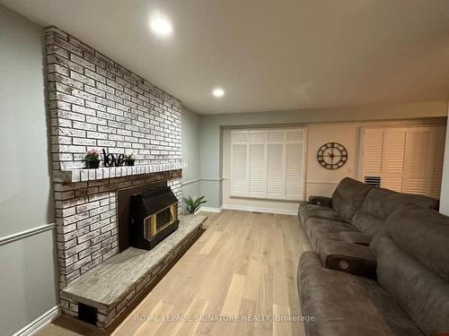 2134 Salma Cres, Burlington, ON - Indoor Photo Showing Living Room With Fireplace