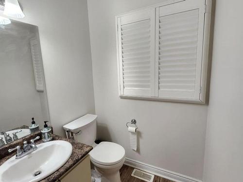 2134 Salma Cres, Burlington, ON - Indoor Photo Showing Bathroom