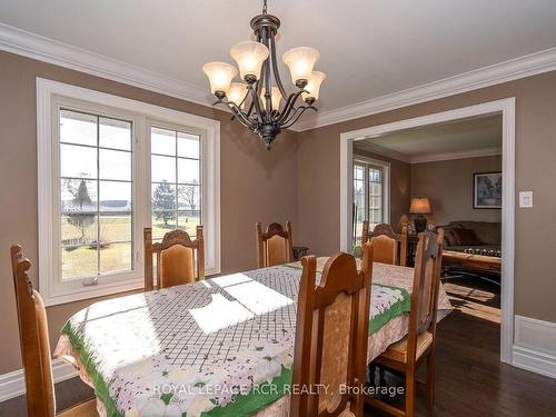 71009 Southgate 7 Sdrd, Southgate, ON - Indoor Photo Showing Dining Room