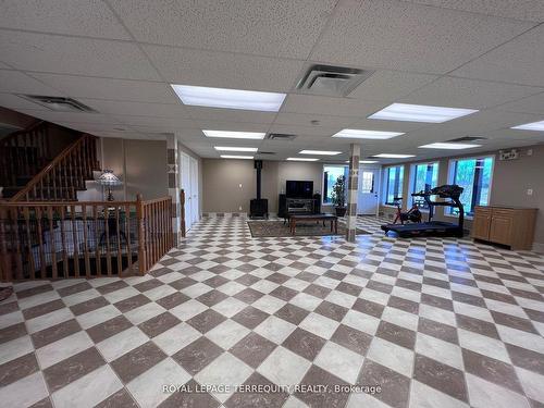 189 East Hungerford Rd, Tweed, ON - Indoor Photo Showing Other Room