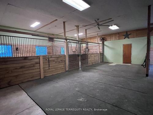 189 East Hungerford Rd, Tweed, ON - Indoor Photo Showing Garage