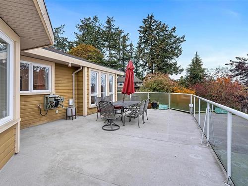 4405 Moonlight Lane, Saanich, BC 