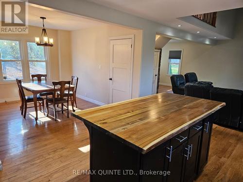 1435 County Road 3, Prince Edward County (Ameliasburgh), ON - Indoor Photo Showing Dining Room