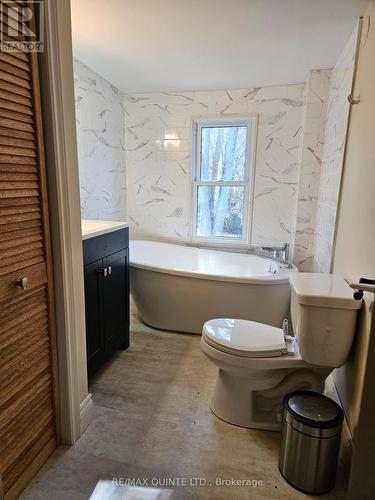 1435 County Road 3, Prince Edward County (Ameliasburgh), ON - Indoor Photo Showing Bathroom