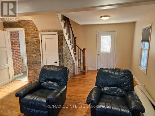 1435 County Road 3, Prince Edward County (Ameliasburgh), ON - Indoor Photo Showing Living Room