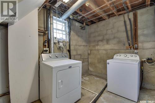 601 Hilliard Street W, Saskatoon, SK - Indoor Photo Showing Laundry Room