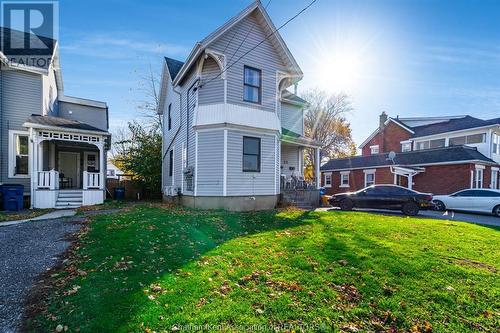 50-52 Wellington Street East, Chatham, ON - Outdoor With Facade