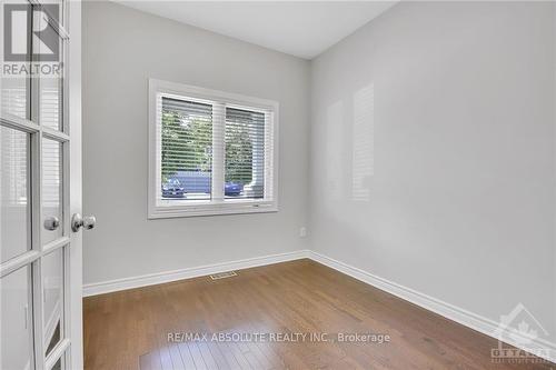 208 Mission Trail Crescent, Ottawa, ON - Indoor Photo Showing Other Room