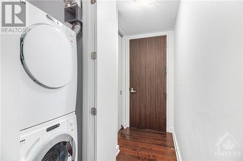 111 Champagne Avenue S Unit#507, Ottawa, ON - Indoor Photo Showing Laundry Room