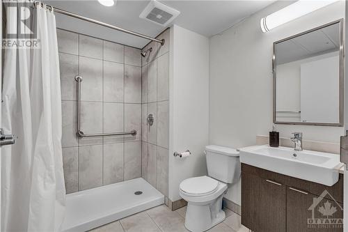 105 Champagne Avenue S Unit#2117, Ottawa, ON - Indoor Photo Showing Bathroom