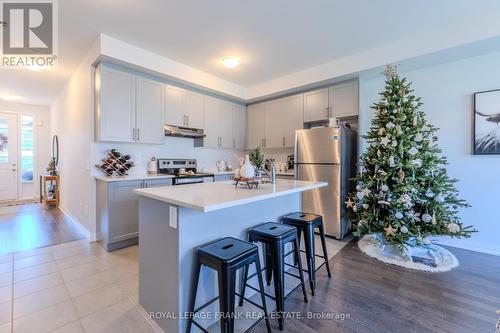 28 Corley Street, Kawartha Lakes (Lindsay), ON - Indoor Photo Showing Kitchen