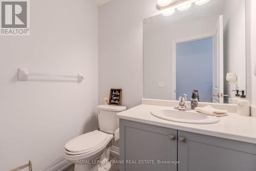 28 Corley Street, Kawartha Lakes (Lindsay), ON - Indoor Photo Showing Bathroom