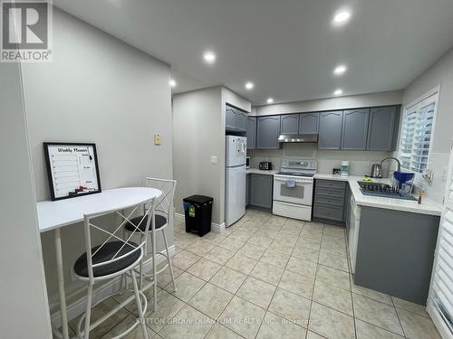 Upper - 239 Brisdale Drive, Brampton, ON - Indoor Photo Showing Kitchen