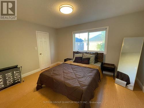 Upper - 239 Brisdale Drive, Brampton, ON - Indoor Photo Showing Bedroom