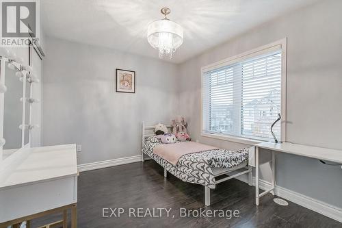 979 Nadalin Heights, Milton, ON - Indoor Photo Showing Bedroom