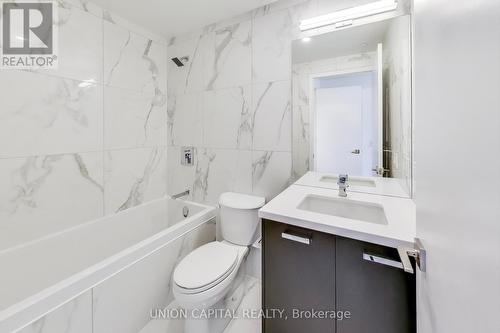 502 - 195 Mccaul Street, Toronto, ON - Indoor Photo Showing Bathroom