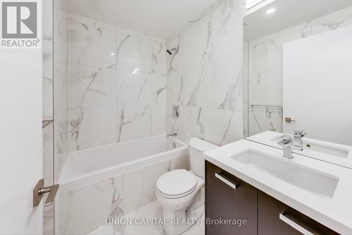 502 - 195 Mccaul Street, Toronto, ON - Indoor Photo Showing Bathroom