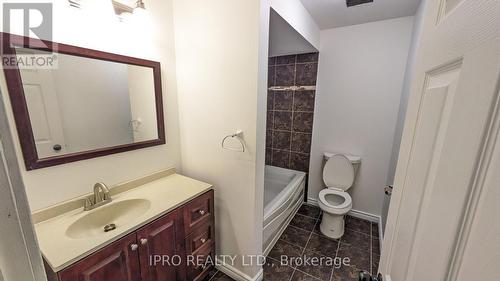 14 Leslie Drive, Collingwood, ON - Indoor Photo Showing Bathroom