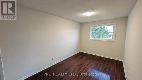 14 Leslie Drive, Collingwood, ON - Indoor Photo Showing Other Room