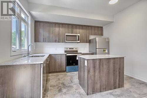 31 Sidney Rose Common, St. Catharines, ON - Indoor Photo Showing Kitchen