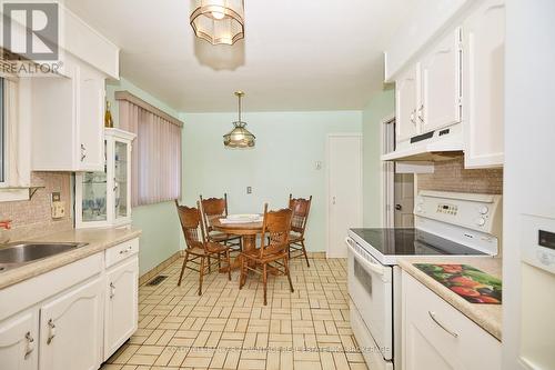 348 Barrick Road E, Port Colborne (877 - Main Street), ON - Indoor Photo Showing Kitchen