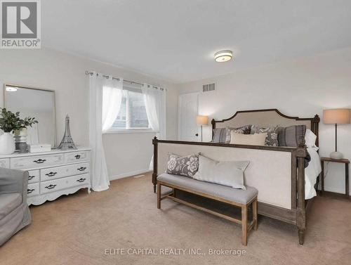 47 Stillwell Lane, Clarington, ON - Indoor Photo Showing Bedroom