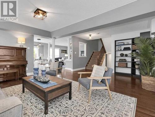 47 Stillwell Lane, Clarington, ON - Indoor Photo Showing Living Room