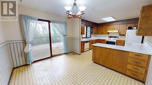 11108 85 Avenue, Fort St. John, BC - Indoor Photo Showing Kitchen