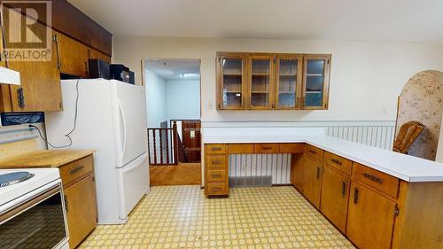 11108 85 Avenue, Fort St. John, BC - Indoor Photo Showing Kitchen