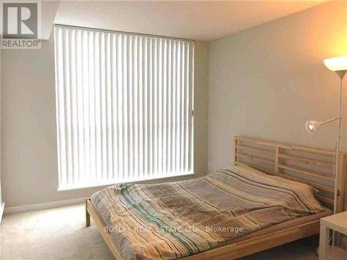 803 - 398 Eglinton Avenue E, Toronto, ON - Indoor Photo Showing Bedroom