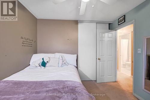 55 Breakwater Drive, Whitby, ON - Indoor Photo Showing Bedroom