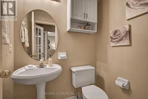 55 Breakwater Drive, Whitby, ON - Indoor Photo Showing Bathroom