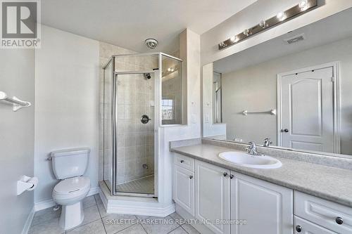 2 Azimuth Lane, Whitchurch-Stouffville, ON - Indoor Photo Showing Bathroom