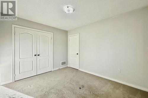 2 Azimuth Lane, Whitchurch-Stouffville, ON - Indoor Photo Showing Other Room