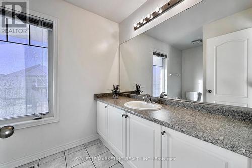 2 Azimuth Lane, Whitchurch-Stouffville, ON - Indoor Photo Showing Bathroom