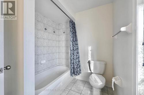 2 Azimuth Lane, Whitchurch-Stouffville, ON - Indoor Photo Showing Bathroom