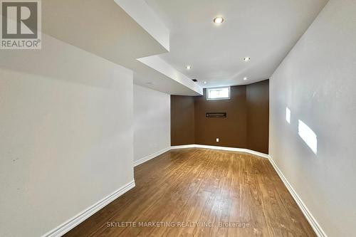 2 Azimuth Lane, Whitchurch-Stouffville, ON - Indoor Photo Showing Other Room