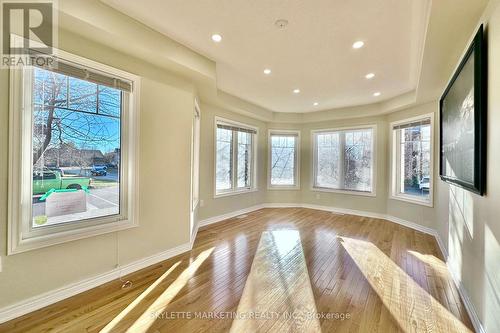 2 Azimuth Lane, Whitchurch-Stouffville, ON - Indoor Photo Showing Other Room