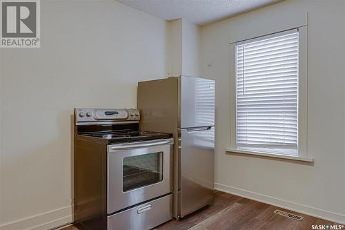 921 7Th Avenue N, Saskatoon, SK - Indoor Photo Showing Kitchen