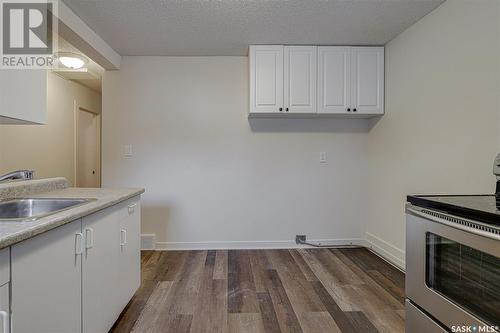 921 7Th Avenue N, Saskatoon, SK - Indoor Photo Showing Kitchen