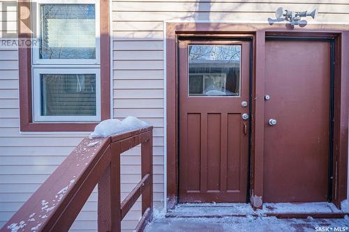 921 7Th Avenue N, Saskatoon, SK - Outdoor With Exterior