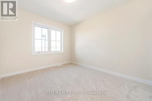 50 Lilac Circle, Haldimand, ON - Indoor Photo Showing Other Room