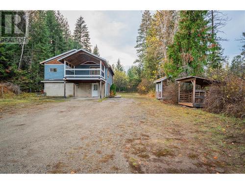 102 Campbell Road, Fruitvale, BC - Outdoor