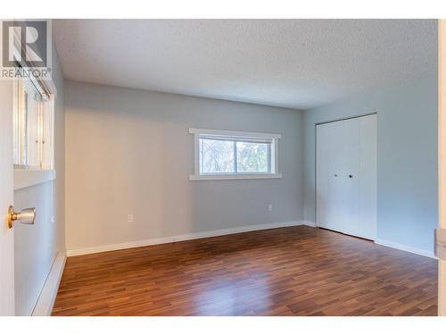 102 Campbell Road, Fruitvale, BC - Indoor Photo Showing Other Room