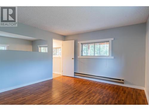 102 Campbell Road, Fruitvale, BC - Indoor Photo Showing Other Room